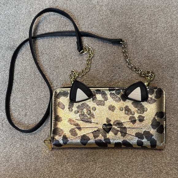 Betsey Johnson Cat Wallet Crossbody Bag - Picture 1 of 3